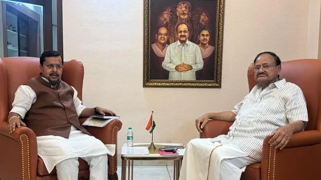 వెంకయ్యనాయుడితో నితిన్‌ నబీన్‌ భేటీ