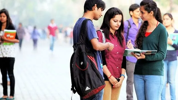 అడ్మిషన్ల కోసం ప్రచారం చేయొద్దు