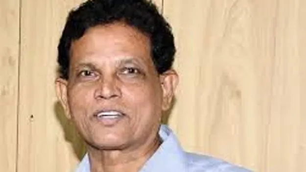 విద్యా కమిషన్‌ చైర్మన్‌ ఆకునూరి మురళి రాజీనామా