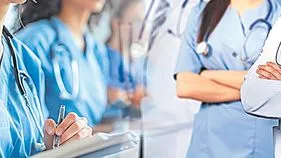 వైద్యశాఖలో 45 శాతం ఖాళీలే 