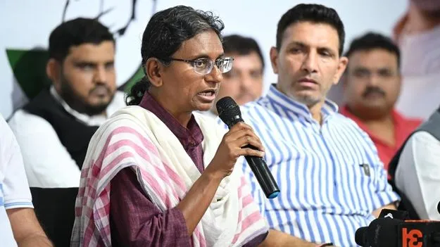 అఫిడవిట్‌లో చెబితే సరిపోయేది!