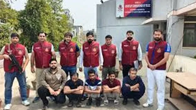 పాక్‌ నుంచి నేపాల్‌ మీదుగా ఢిల్లీకి ఆయుధాలు