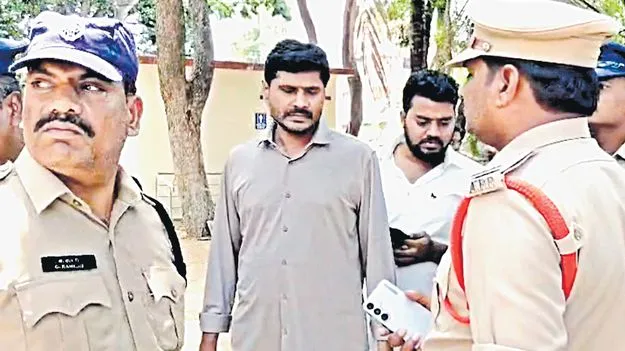శ్రీహరికి కుప్పం కోర్టు బెయిల్‌