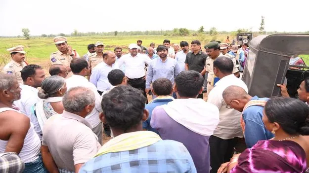 పోడు భూముల సమస్యలకు పరిష్కారం 