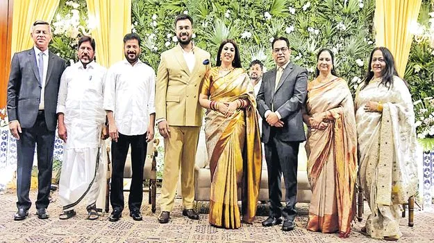 మోదీ అసమర్థ పాలనతో ఆర్థిక వ్యవస్థ కుదేలు