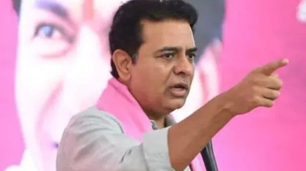 ధాన్యం కుప్పలపైనే రైతులు కుప్పకూలుతున్నారు: కేటీఆర్‌