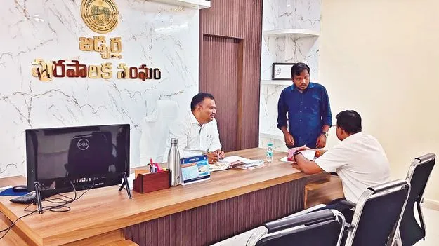  కలకలం రేపిన ఏసీబీ తనిఖీలు