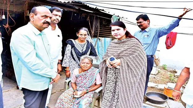 ఆర్థిక ‘భరోసా’ పింఛన్లు 