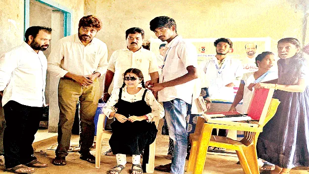 విద్యార్థులకు నేత్ర పరీక్షలు