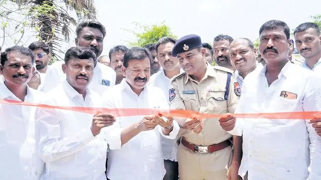రేణికుంటలో ఇసుక రీచ్‌ ప్రారంభం