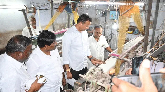 నేతన్నలకు ‘వెలుగు’