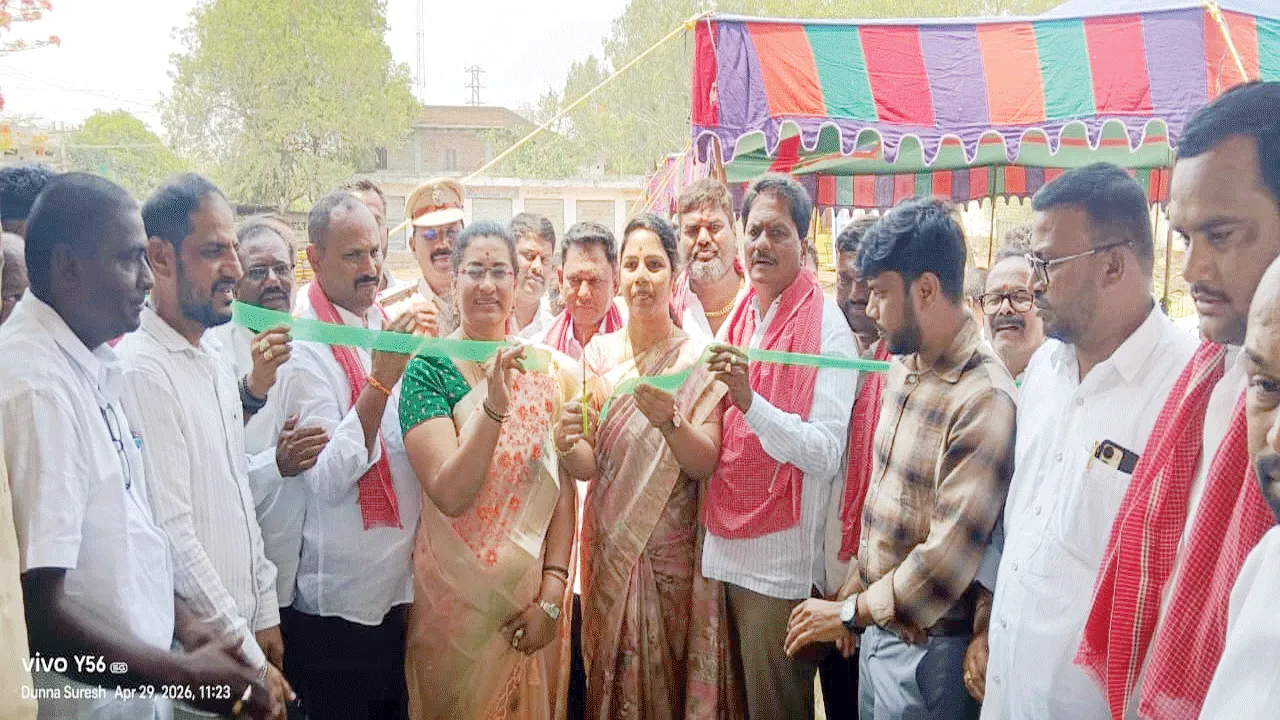 కల్వకుర్తిలో గొర్రెలు, మేకల సంత ప్రారంభం