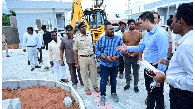 అధికారులు బిజీబిజీ!