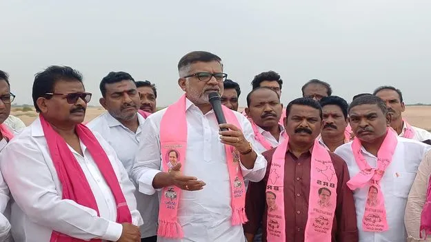 గోదావరిని ఎడారిగా మారుస్తున్న ప్రభుత్వం