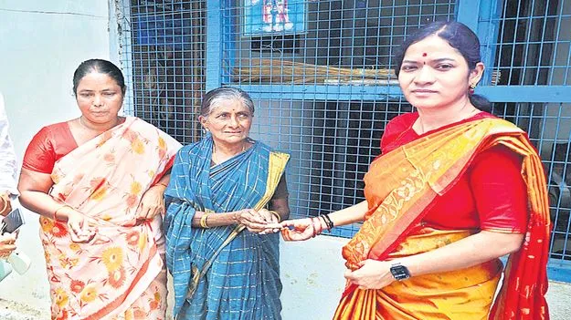 92.02 శాతం పింఛన్ల పంపిణీ  