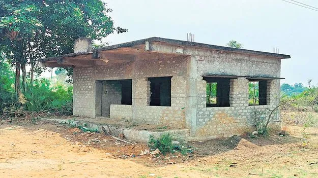 ఆరేళ్ల నుంచి అసంపూర్తిగానే..