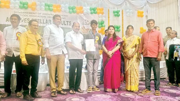 ప్రోత్సాహంతోనే ఉన్నత స్థాయికి.. 