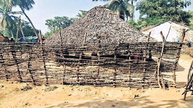శిథిలమైనా చలనమేది?