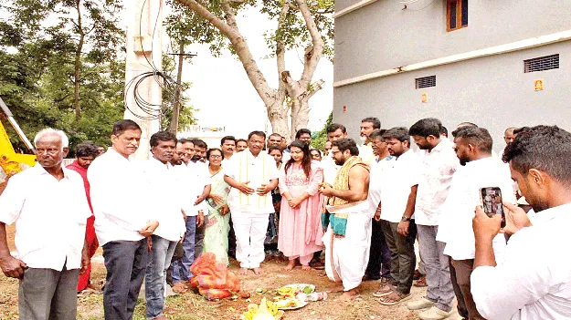 ఇంటింటికీ తాగునీరు