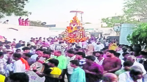 FESTIVALS: వైభవంగా రథోత్సవాలు