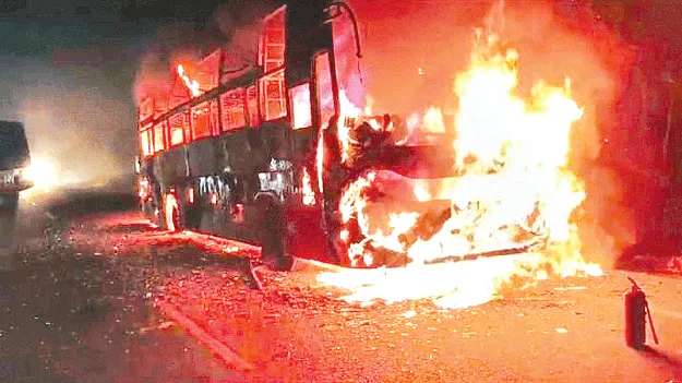 డ్రైవర్‌ అప్రమత్తతే కాపాడింది