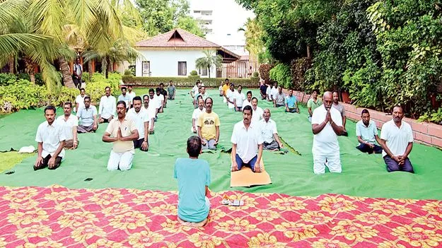 యోగాతో సంపూర్ణ ఆరోగ్యం: మంత్రి బీసీ 