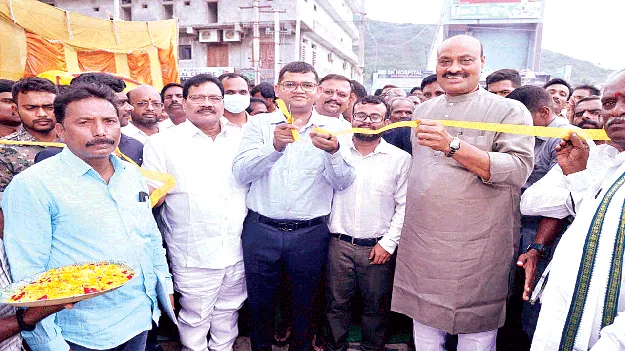విద్య, వైద్యరంగాల బలోపేతమే లక్ష్యం