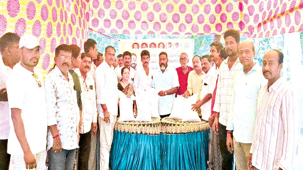 సకాలంలో విత్తనాలు అందేలా చర్యలు