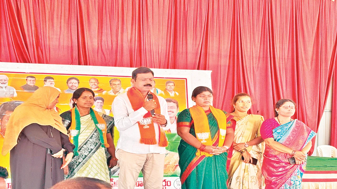 మహిళల అభ్యున్నతే కేంద్ర ప్రభుత్వ ధ్యేయం