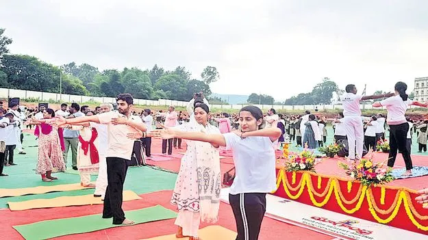 ఆరోగ్యయోగం అందిద్దాం