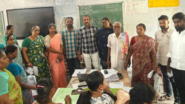 ‘సర్‌’ నోటీసులపై గుబులు