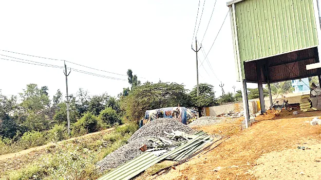 ఆక్రమణల పేట