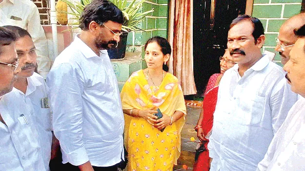 ఆత్మగౌరవ ర్యాలీలో మీ గొంతు వినిపించండి