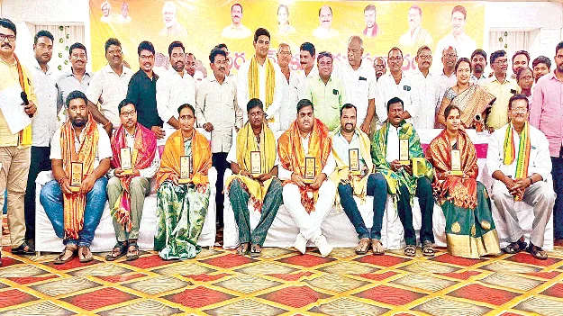 కలిసికట్టుగా పనిచేద్దాం.. అభివృద్ధి సాధిద్దాం