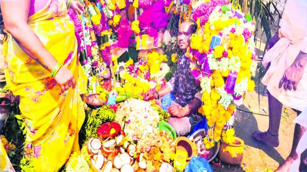 GOD: ఘనంగా ఊరిదేవర