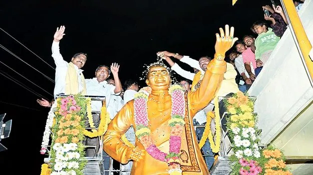 తల్లికి, చెల్లికి అన్యాయం చేసిన జగన్‌: మంత్రి బీసీ 