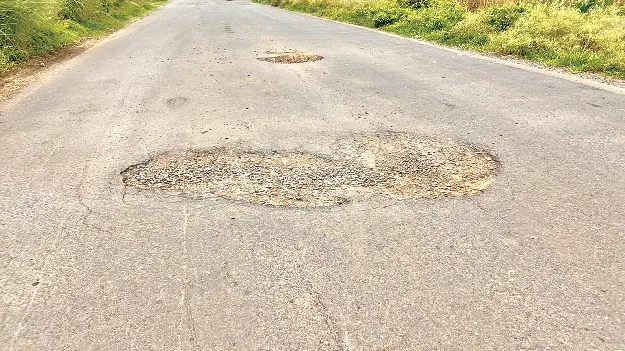 భారీ వాహనాలతో బేజారు
