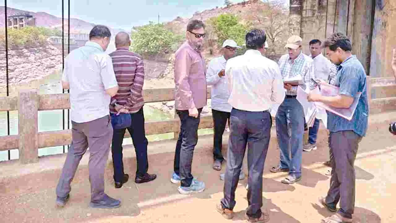 బానకచెర్లను సందర్శించిన కేఆర్‌ఎంబీ బృందం