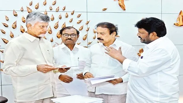 వేదవతిని నిర్మించాలి 