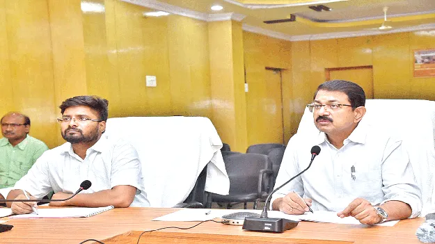  వ్యవసాయ ఉత్పత్తుల యూనిట్ల స్థాపనకు చర్యలు: కలెక్టర్‌