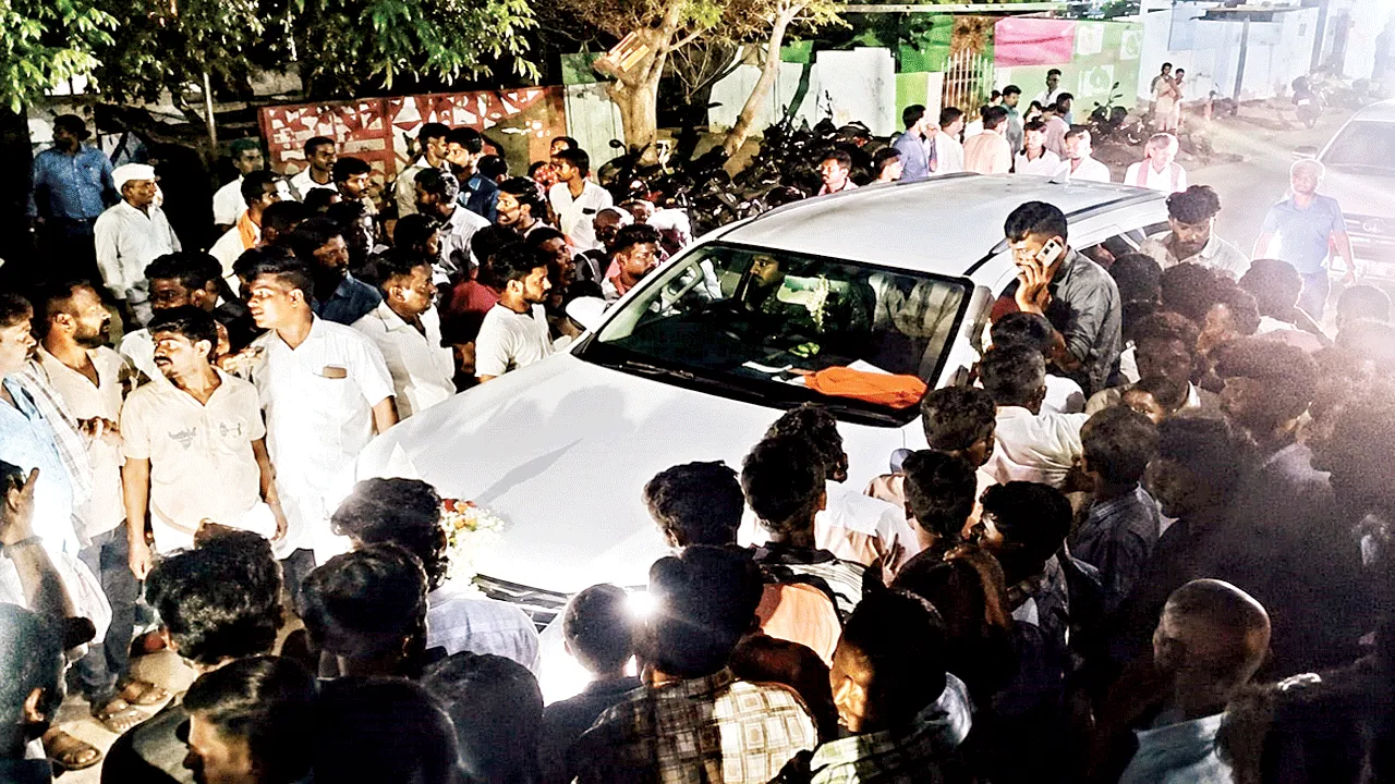 వైసీపీ ఎమ్మెల్యేకు నిరసన సెగ