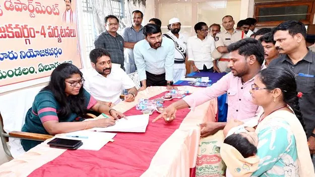రెవెన్యూ వివాదాలు లేని గ్రామాలే లక్ష్యం