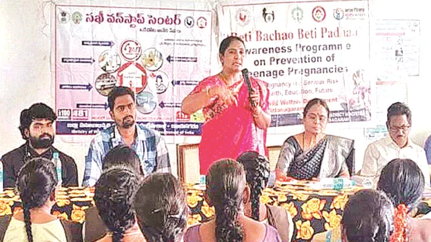 ‘టీనేజ్‌ గర్భధారణ నివారణకు కృషిచేద్దాం’