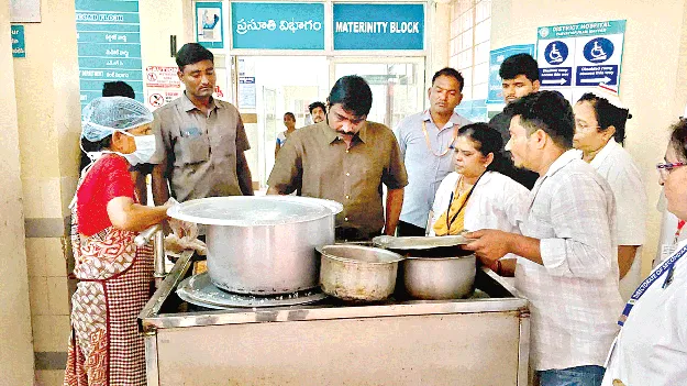 డాక్టర్లు వస్తున్నారా.. మందులు ఇస్తున్నారా? 