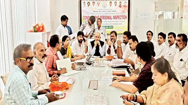 రైతు సమస్యలపై ఎస్సీ కమిషన్‌ పరిశీలన 