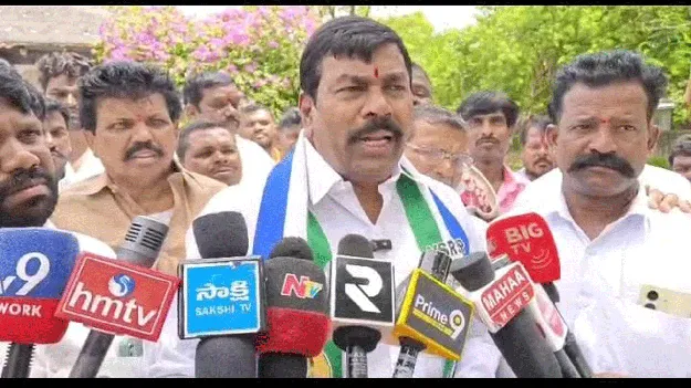 ఎమ్మెల్యేగా ప్రొటోకాల్‌ ఎక్కడ?