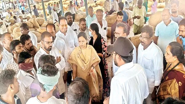 మిర్చి వ్యాపారులకు హెచ్చరిక 