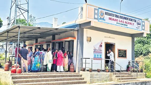 గ్యాస్‌, పెట్రోల్‌కు కటకట