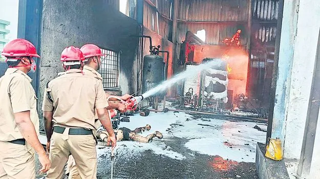 ప్రాణాలు తీస్తున్న పరిశ్రమలు