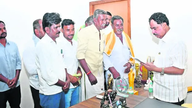 MLA: ప్రజలకు శాపాలుగా వైసీపీ పాపాలు
